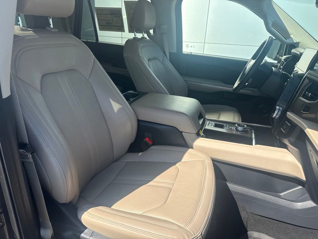 2023 Ford Expedition Limited MAX