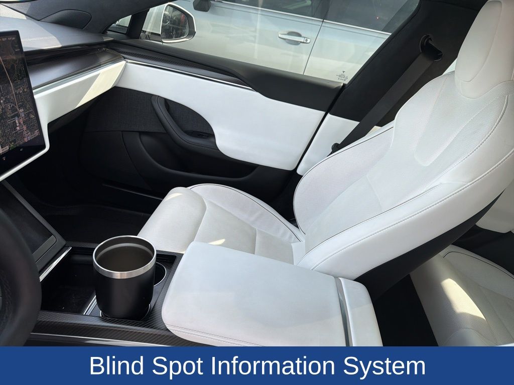 2022 Tesla Model S Plaid