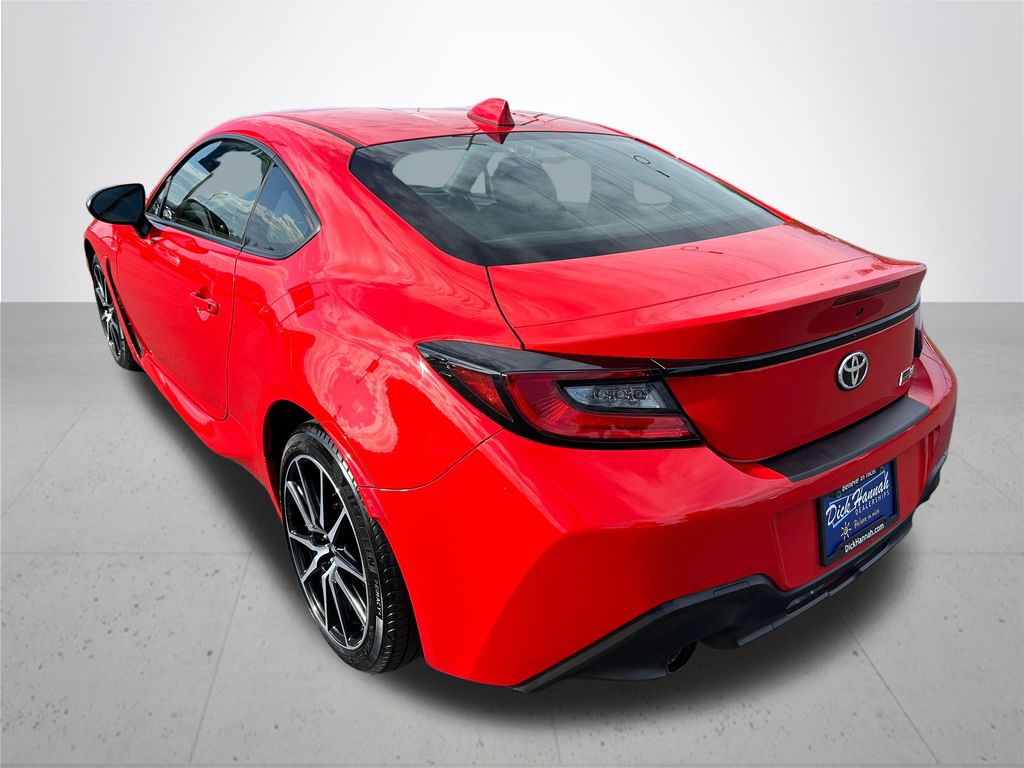 2025 Toyota GR86 Base
