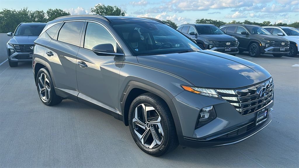 2024 Hyundai Tucson Limited Gray at Baytown Hyundai
