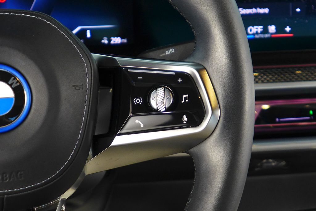 Thumbnail: 2023 BMW i7 - 28