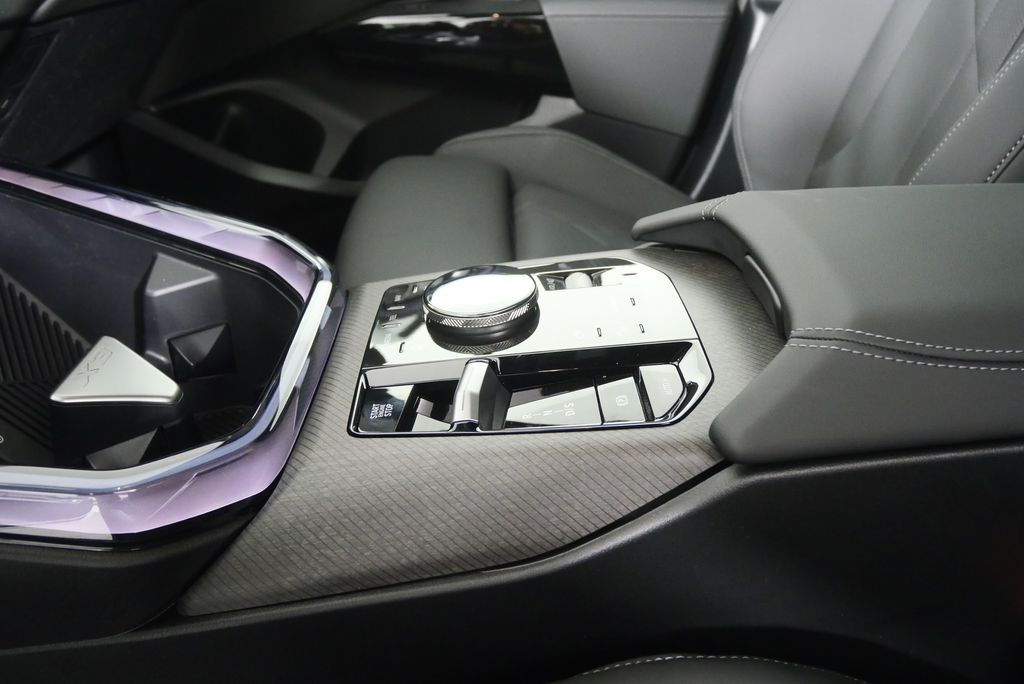 Thumbnail: 2026 BMW X3 - 19