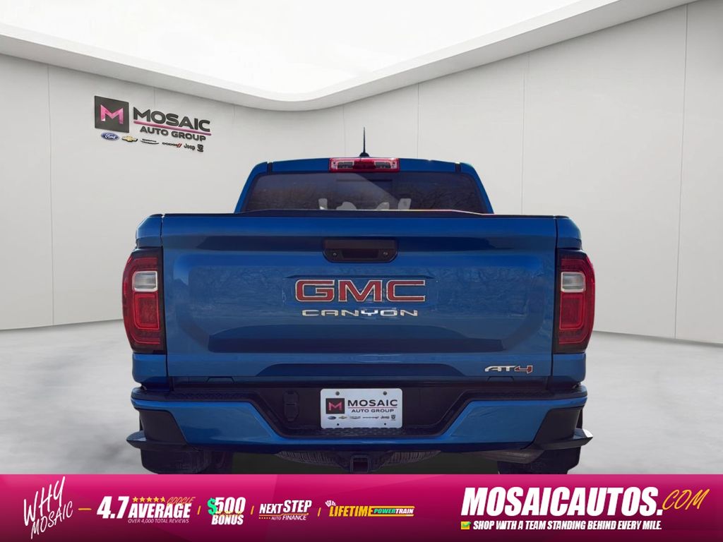 2023 GMC Canyon