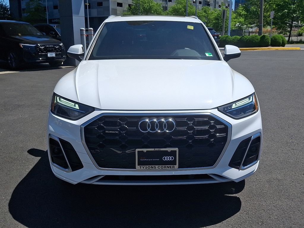 2024 Audi Q5 Premium 2