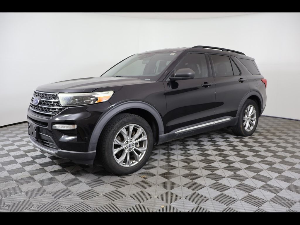 2020 Ford Explorer XLT RWD's photo