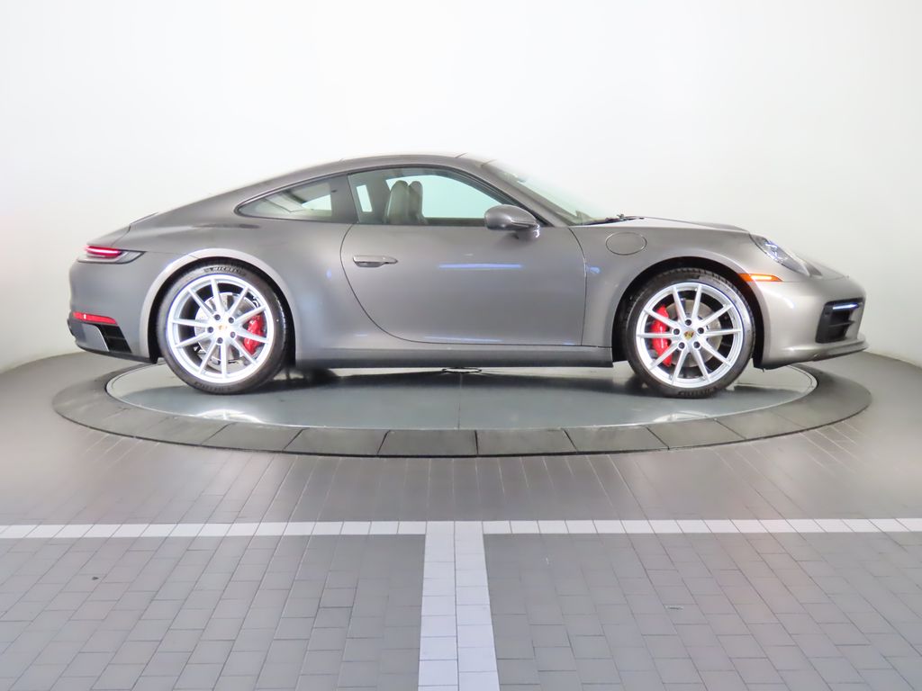 2024 Porsche 911 Carrera S 6