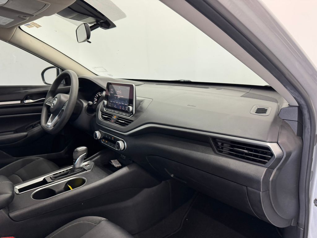 Used Car 2022 Nissan Altima  2.5 Sv For Sale Under $20,000 In Austin, Texas