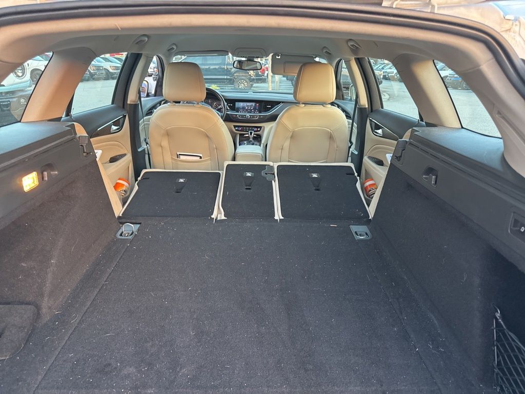 2019 Buick Regal TourX AWD Essence