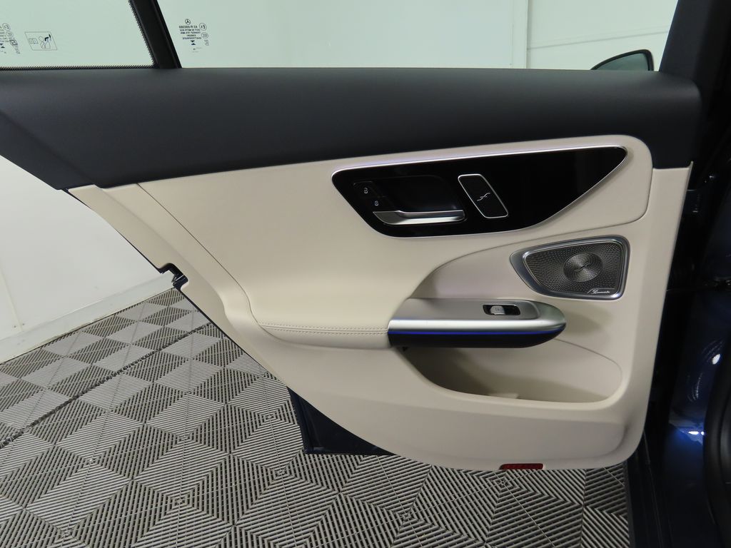 Thumbnail: 2025 Mercedes-Benz C-Class - 28