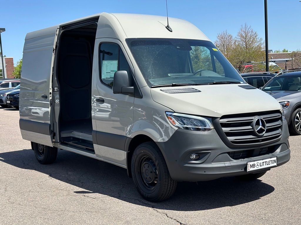 2024 Mercedes-Benz Sprinter 2500 Cargo 144 WB 23