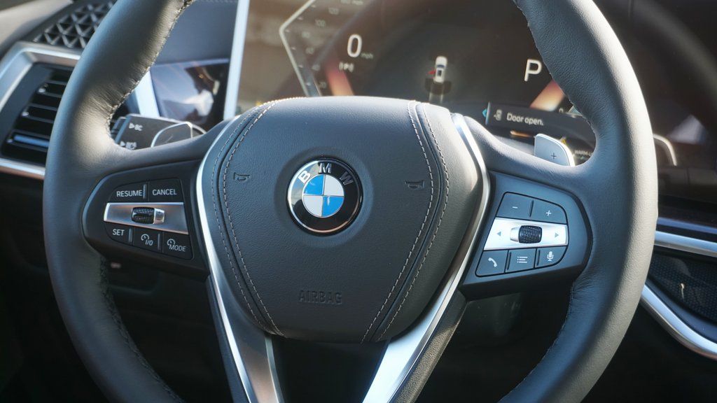 2026 BMW X5 40i - Photo 16