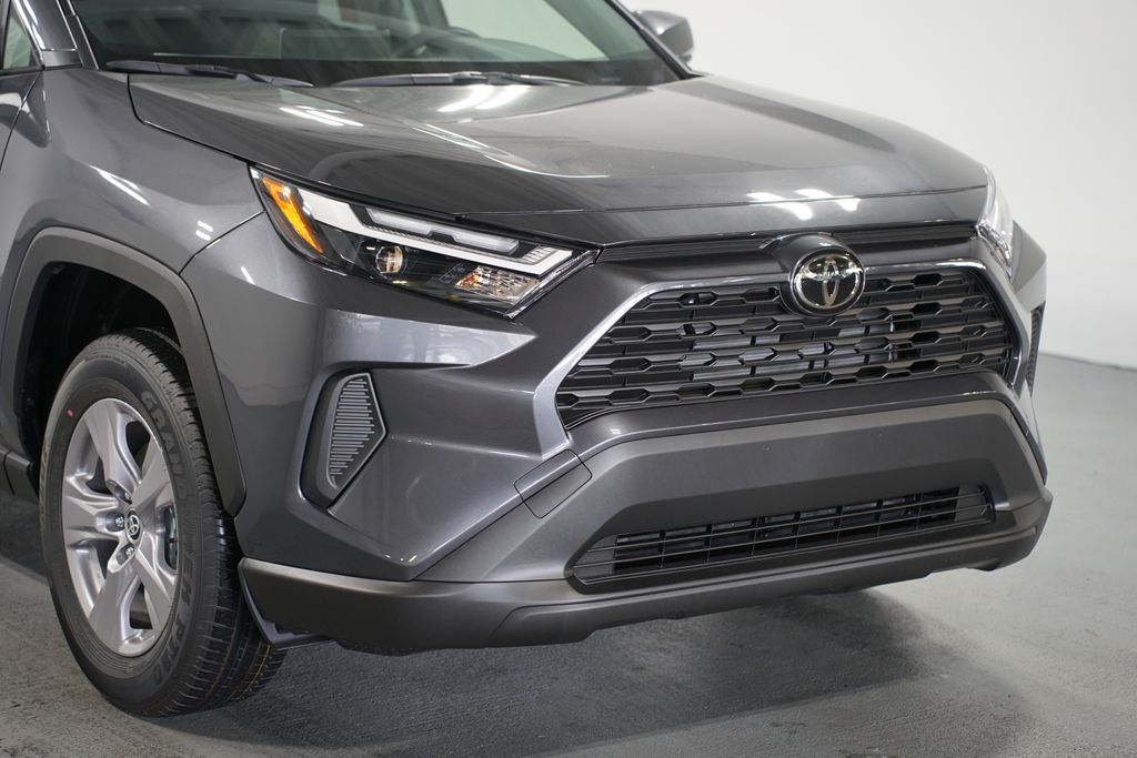 Thumbnail: 2025 Toyota RAV4 - 4