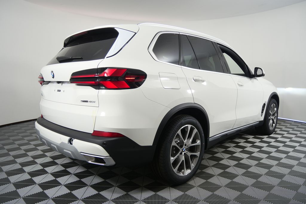 Thumbnail: 2026 BMW X5 - 3