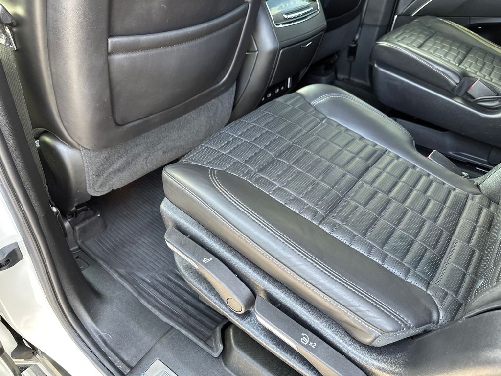 Used Car 2021 Cadillac Escalade  Sport Platinum For Sale Under $70,000 In Austin, Texas