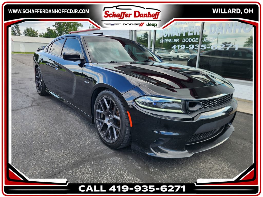 Pitch Black Clearcoat 2018 Dodge Charger Sedan Rear-Wheel Drive 8-Speed Automatic