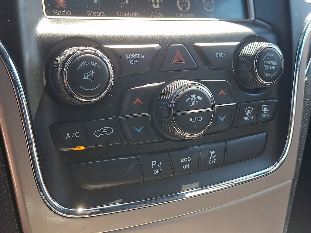 2015 Jeep Grand Cherokee Limited White at Bob Ruth Ford