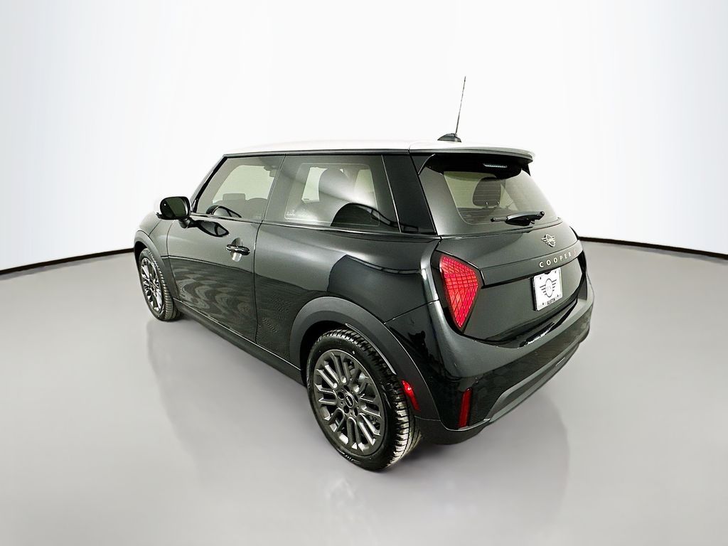 2025 MINI Cooper S 7