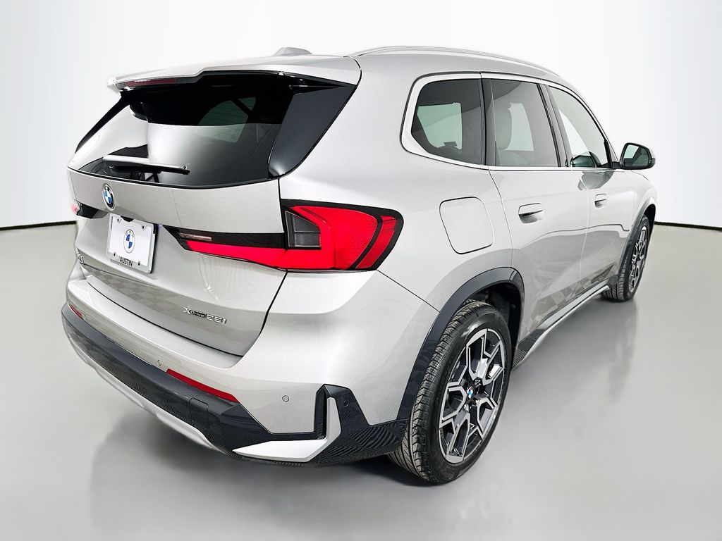 Thumbnail: 2026 BMW X1 - 5