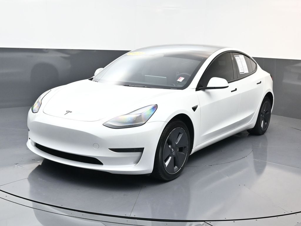 2023 Tesla Model 3 RWD