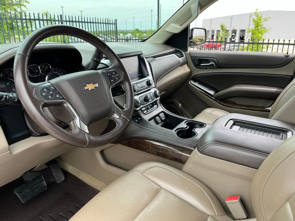 Thumbnail: 2016 Chevrolet Tahoe - 20