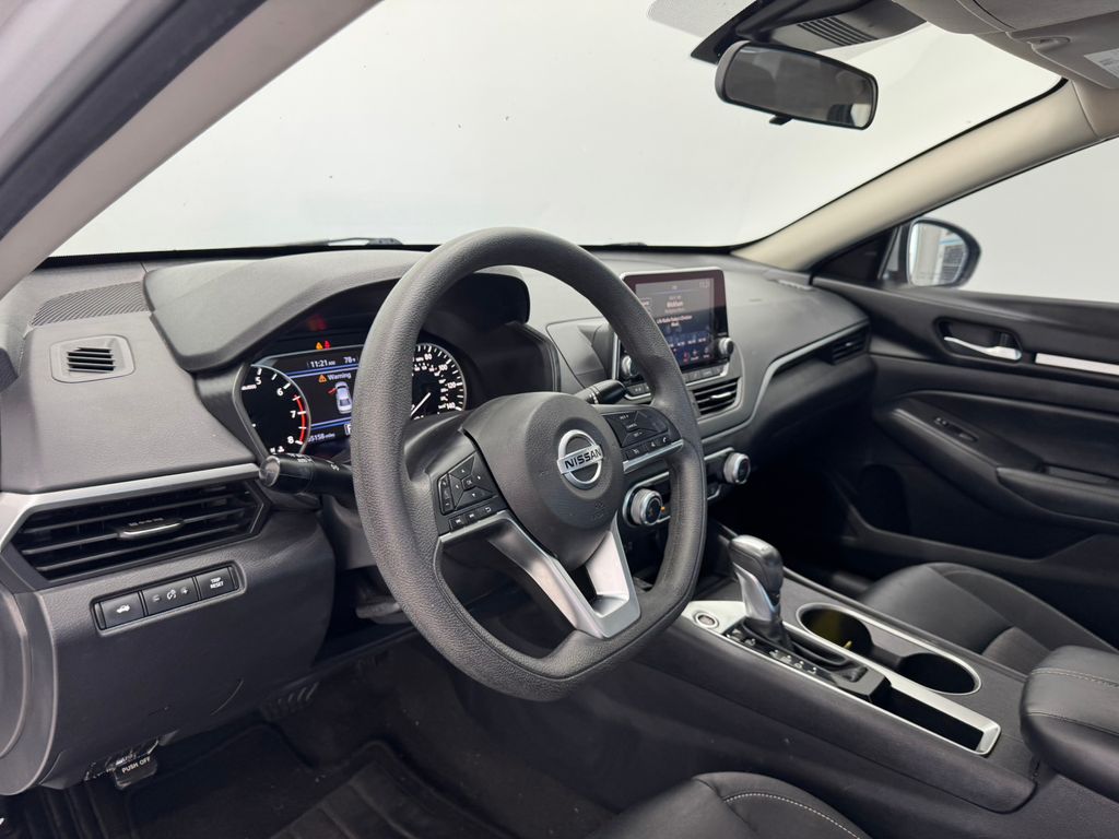 Used Car 2022 Nissan Altima  2.5 Sv For Sale Under $20,000 In Austin, Texas