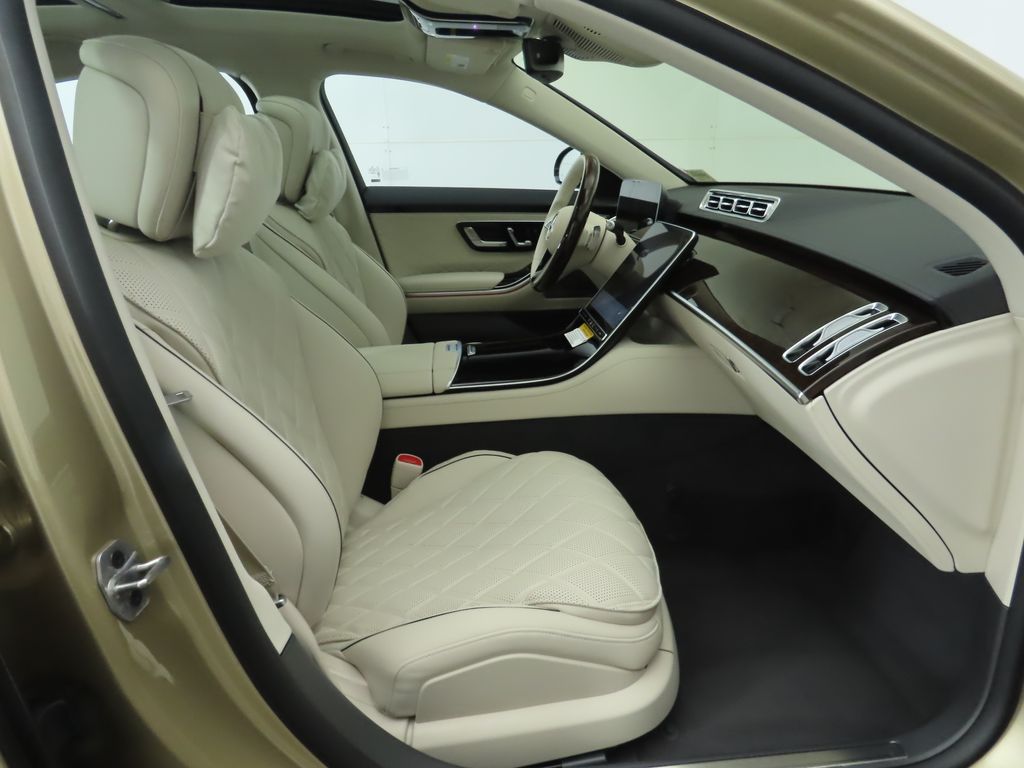 Thumbnail: 2026 Mercedes-Benz S-Class - 22