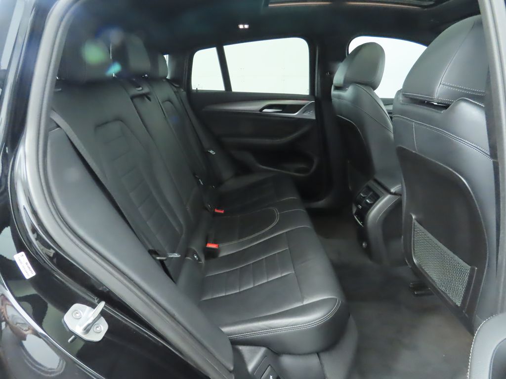 Thumbnail: 2019 BMW X4 - 23