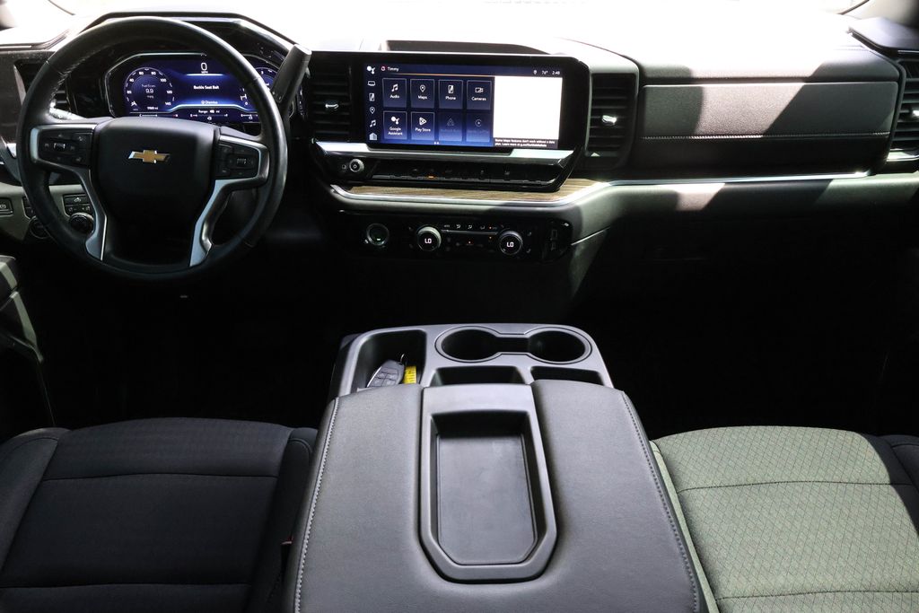 2022 Chevrolet Silverado 1500 LT 14