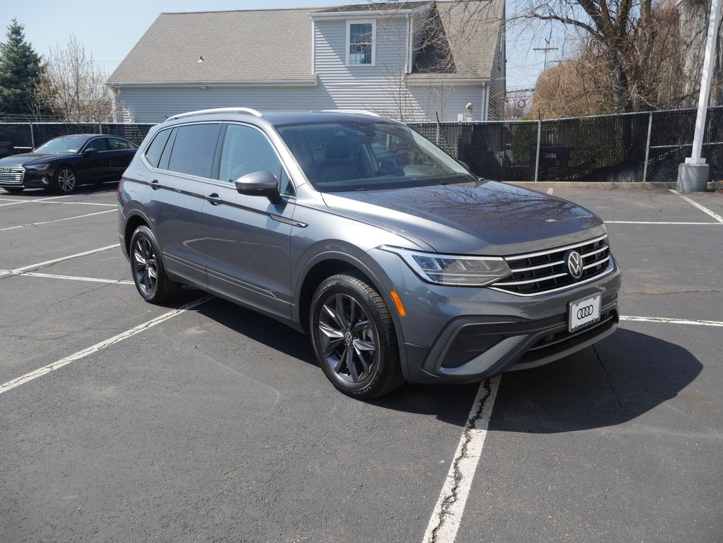 Thumbnail: 2023 Volkswagen Tiguan - 7