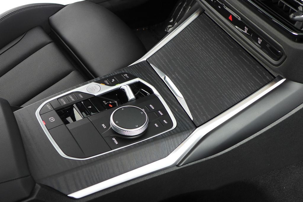 Thumbnail: 2025 BMW 3 Series - 15