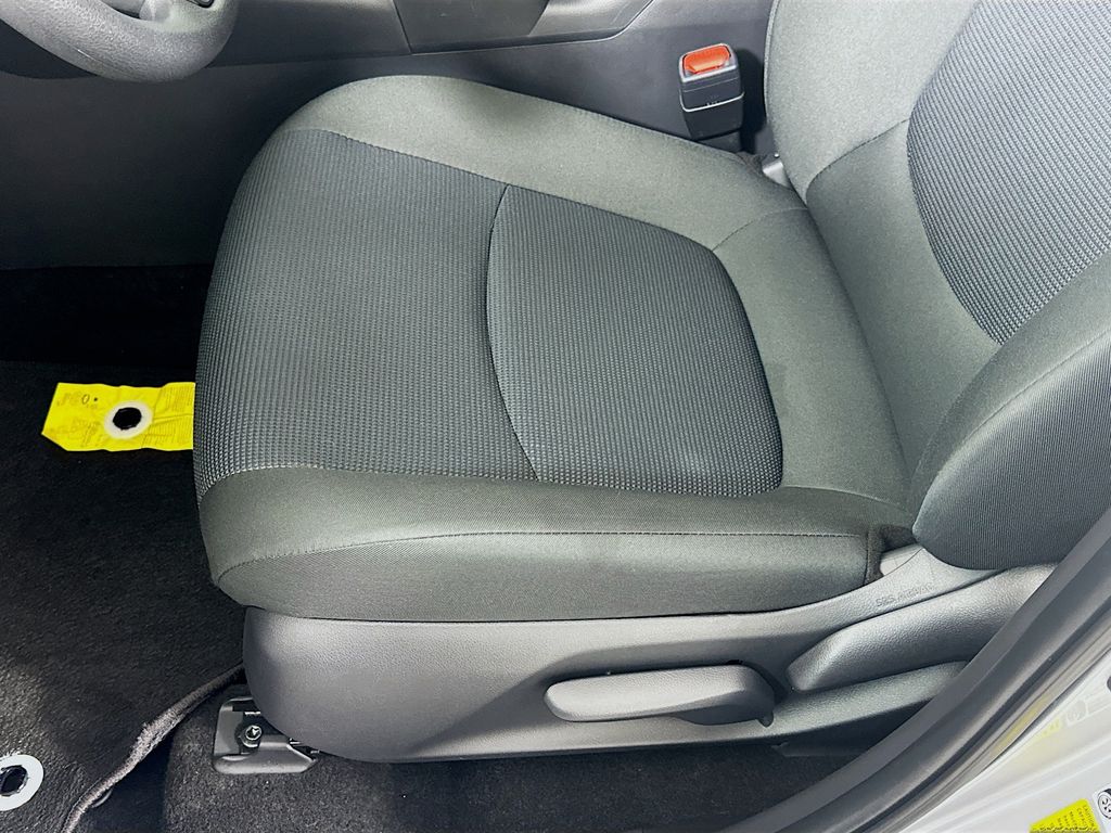 Thumbnail: 2025 Toyota RAV4 - 20