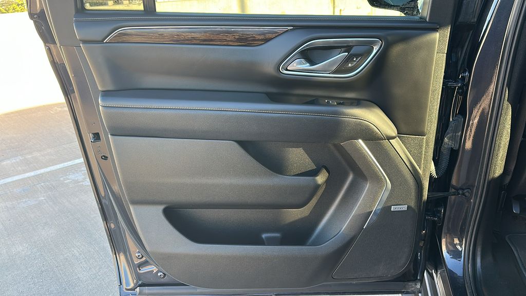 2023 Chevrolet Suburban Premier Gray at Baytown Hyundai