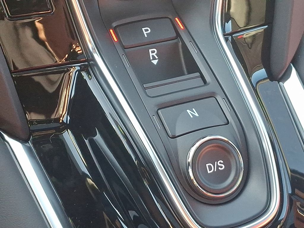 Thumbnail: 2026 Acura RDX - 9