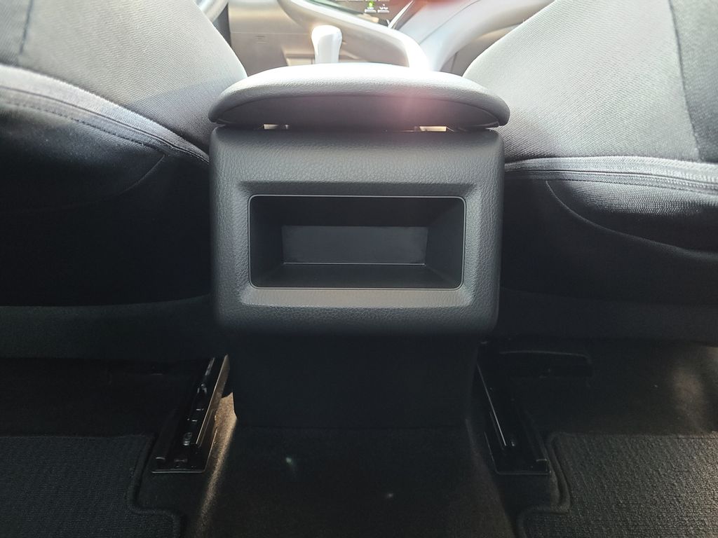 2018 Toyota Camry Hybrid LE