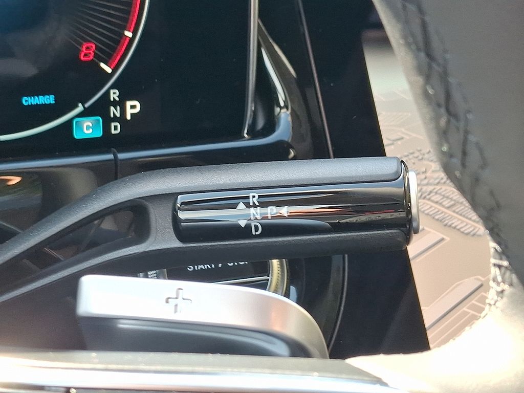 Thumbnail: 2026 Mercedes-Benz E-Class - 12