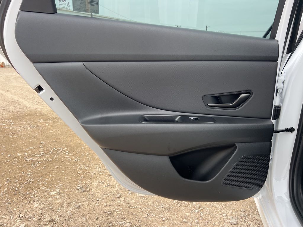Elantra Hybrid Limited