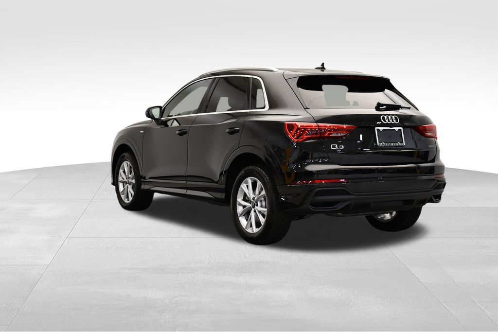 Thumbnail: 2025 Audi Q3 - 3