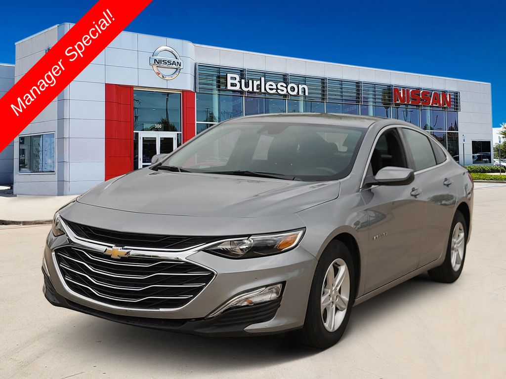 Sterling Gray Metallic 2025 Chevrolet Malibu Sedan Front-Wheel Drive Continuously Variable Transmission