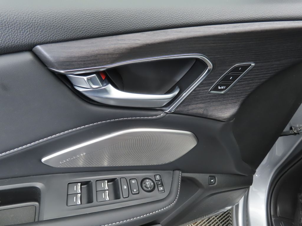 Thumbnail: 2026 Acura RDX - 23