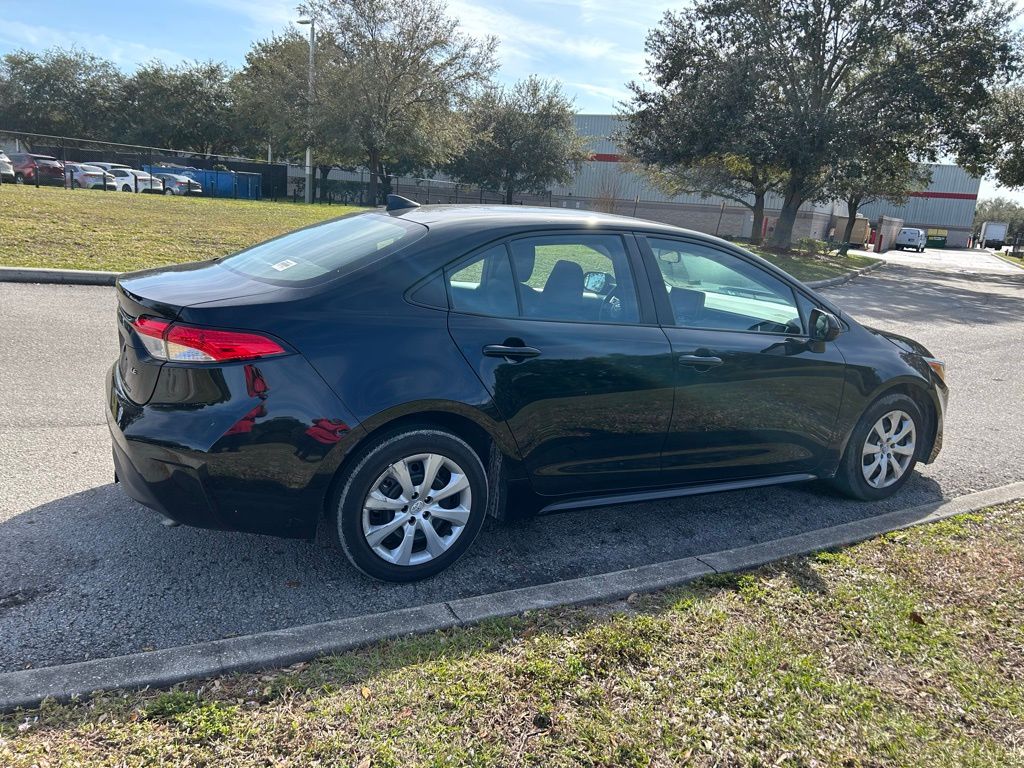 Thumbnail: 2024 Toyota Corolla - 5