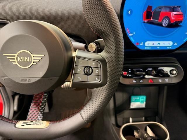 Thumbnail: 2026 MINI Cooper - 14