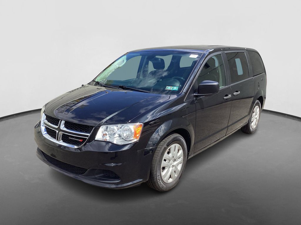 Brilliant Black Crystal Pearlcoat 2019 Dodge Grand Caravan SE FWD Minivan Front-Wheel Drive 6-Speed Automatic