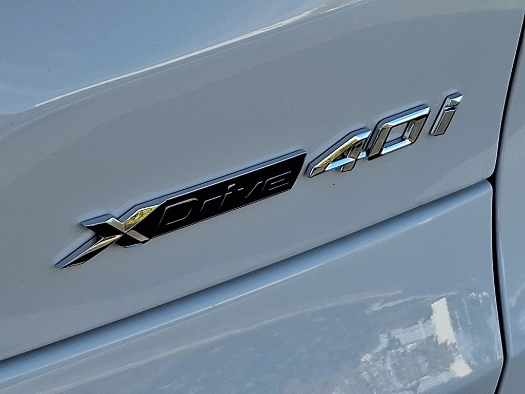 Thumbnail: 2026 BMW X5 - 12