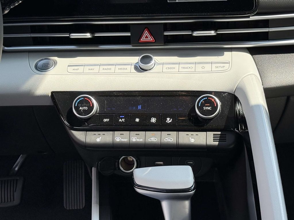 New 2026 Black Hyundai Limited image 18