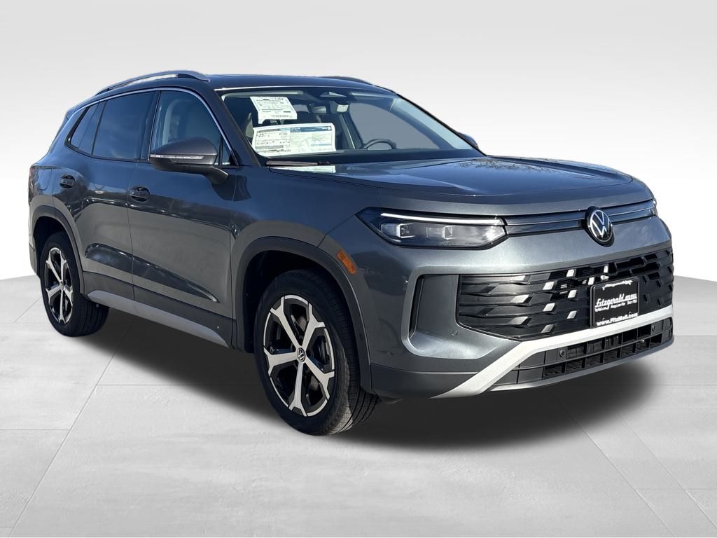 2026 Volkswagen Tiguan SE's photo