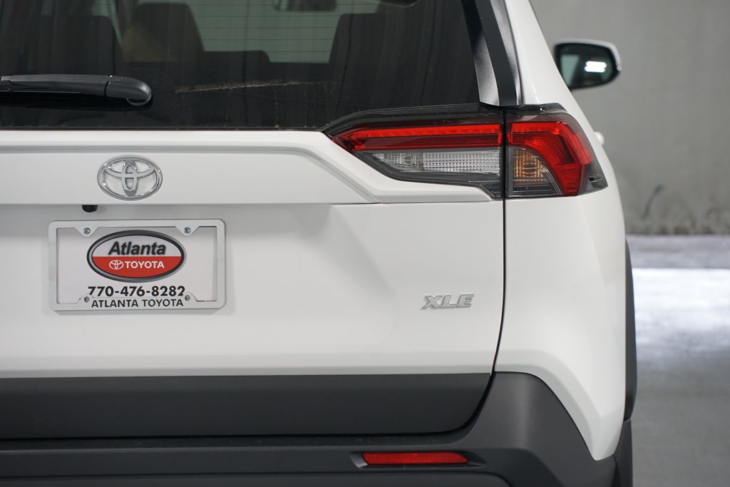 Thumbnail: 2025 Toyota RAV4 - 10