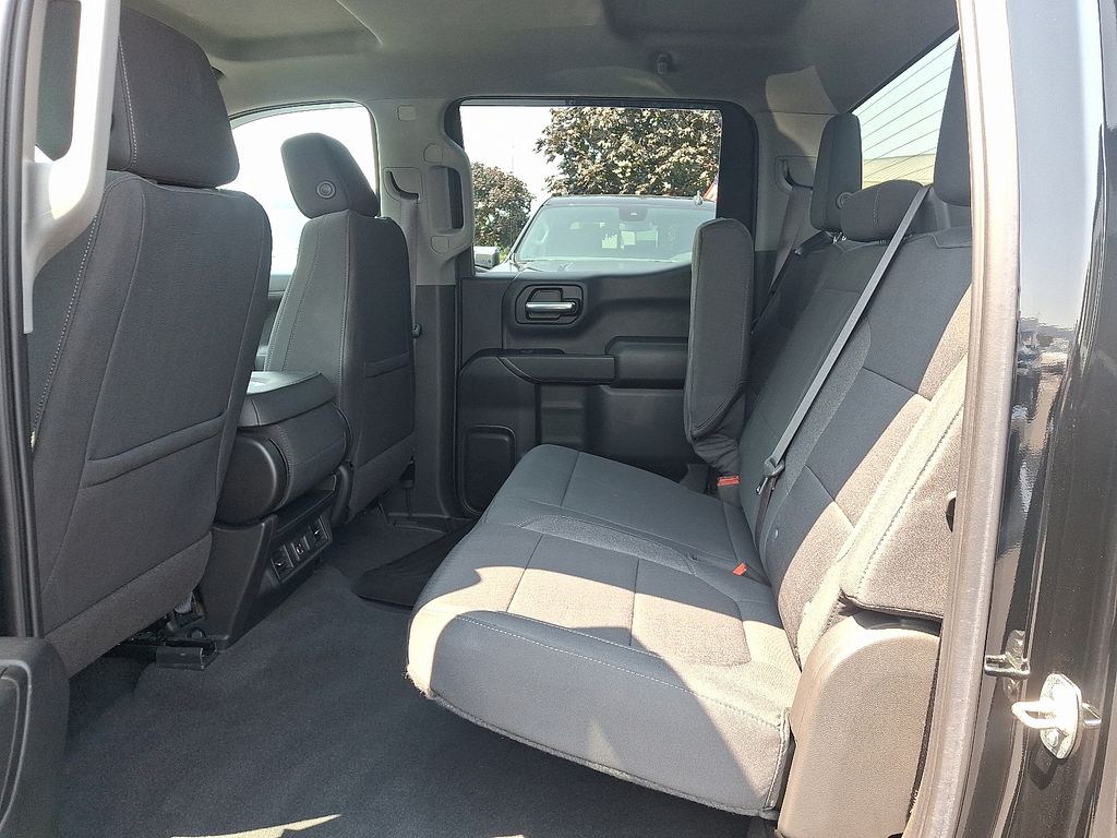 Thumbnail: 2022 Chevrolet Silverado 1500 - 10