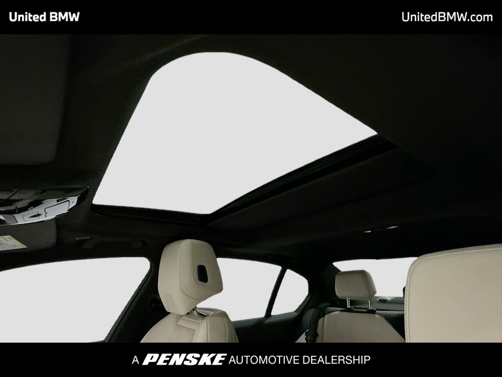 Thumbnail: 2024 BMW 5 Series - 12