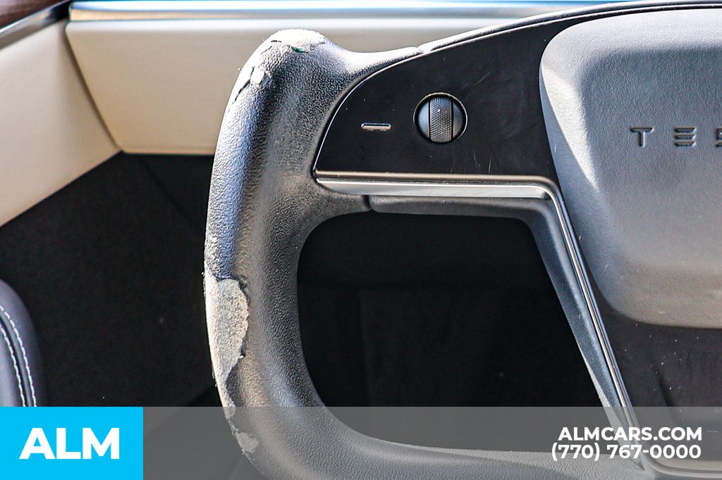 Used 2023 White Tesla Standard Range image 35