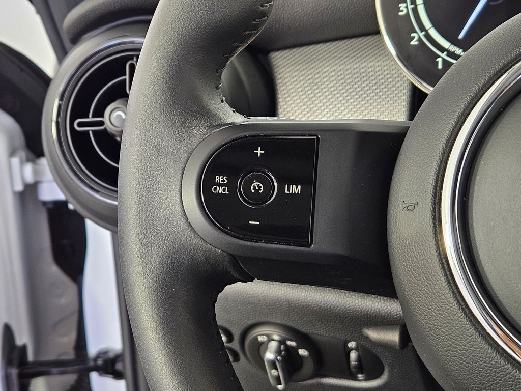 Thumbnail: 2024 MINI Cooper - 28